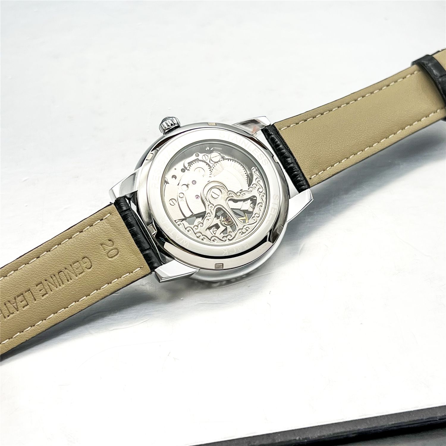 Новые высококачественные легки – обзор и цена Luxury Watch Value