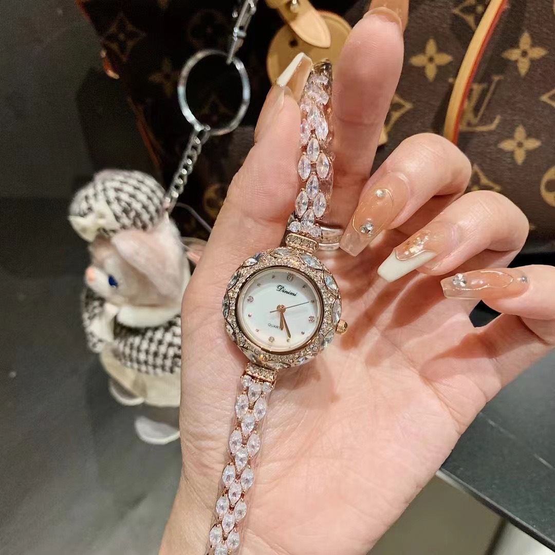 Изысканные и стильные женские  – обзор и цена Luxury Watch Value